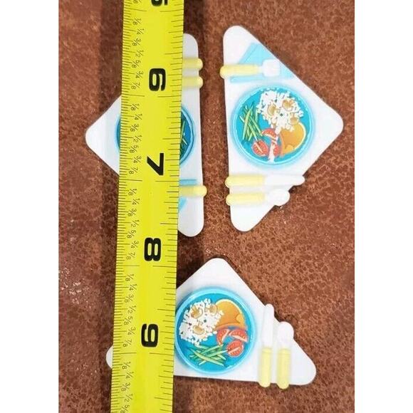 1996 Fisher Price Loving Family Dollhouse RV CAMPER TRIANGLE FOOD TRAYS LOT 3 - Picture 5 of 5